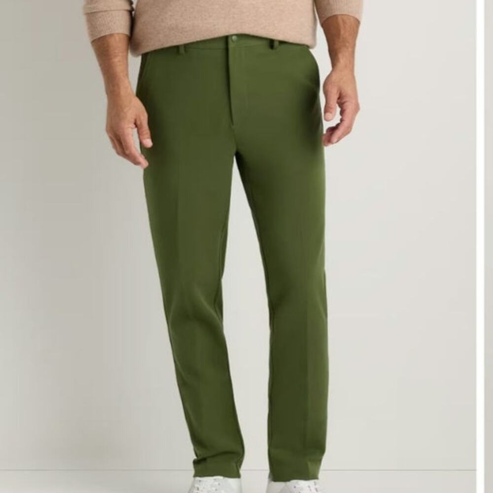 Quince Performance Tech Chino Pants Sz  42x30
Olive Green Pants